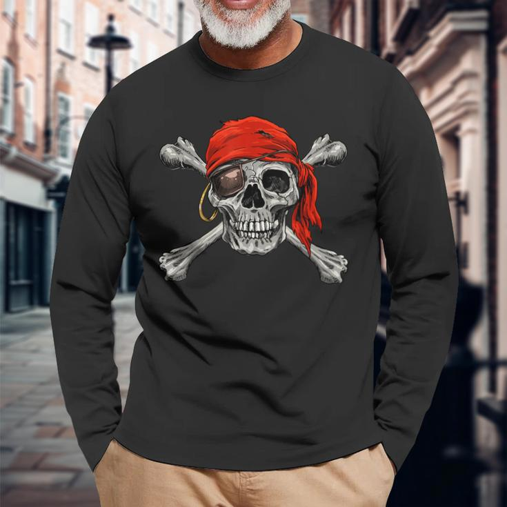 Jolly Roger Pirate Skull Crossbones Halloween Costume Long Sleeve T-Shirt T-Shirt Gifts for Old Men