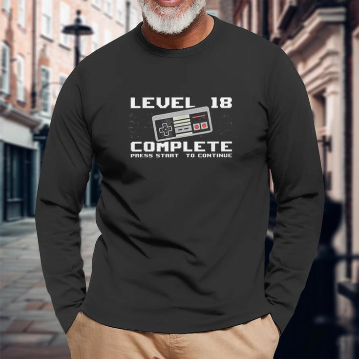 Level 18 Complete 2004 18 Years Old Gamer 18Th Birthday Men Women Long Sleeve T-Shirt T-shirt Graphic Print Gifts for Old Men