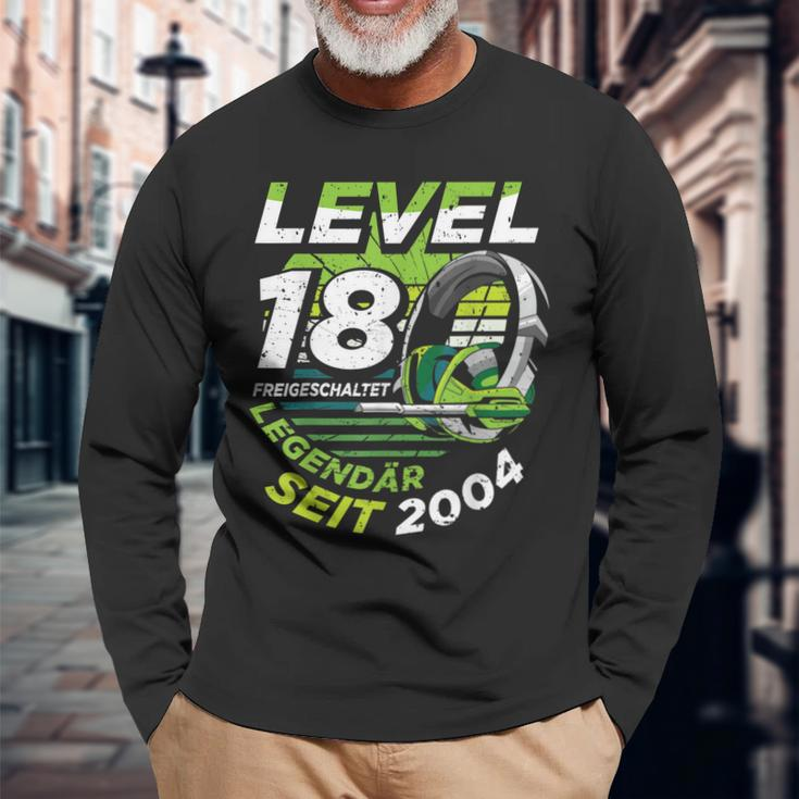 Level 18 Jahre Geburtstags Junge Gamer 2004 Geburtstag V2 Langarmshirts Geschenke für alte Männer