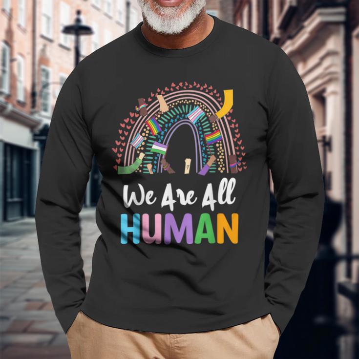 Lgbtq Wir Sind Alle Menschen Langarmshirts Geschenke für alte Männer