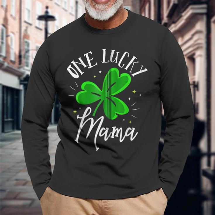 One Lucky Mama St Patricks Day Leaf Clover St Paddys Day Long Sleeve T-Shirt Gifts for Old Men