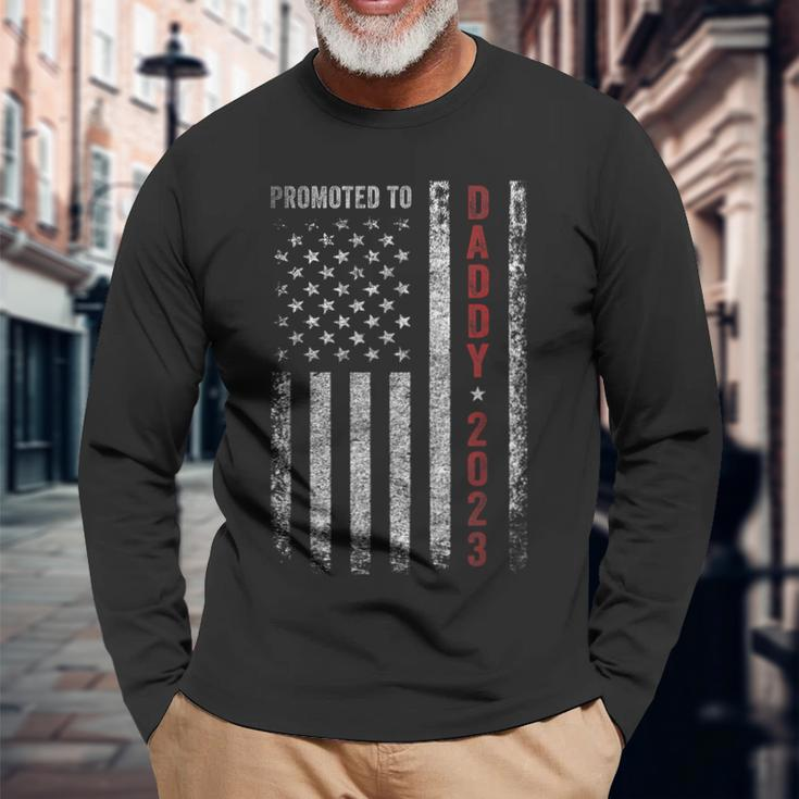 Promoted To Daddy Est 2023 First Time Dad Long Sleeve T-Shirt T-Shirt Gifts for Old Men