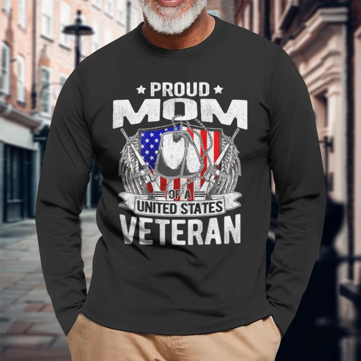 Proud Mom Of A Us Veteran - Dog Tags Military Mother Gift Men Women Long Sleeve T-shirt Graphic Print Unisex Gifts for Old Men