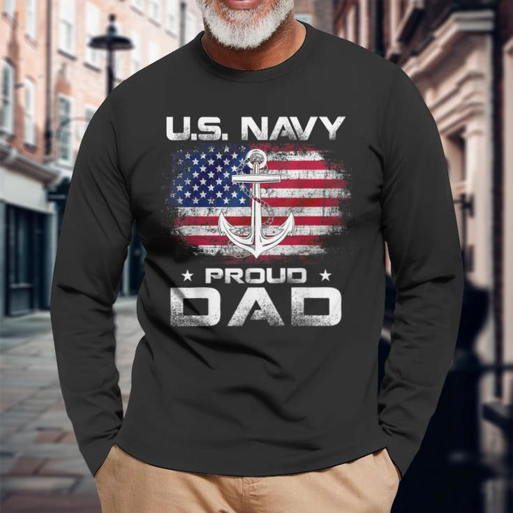 US Navy Proud Dad With American Flag Veteran Day Long Sleeve T-Shirt Gifts for Old Men