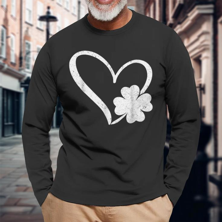 Vintage Happy St Patricks Day Go Lucky Irish Shamrock Long Sleeve T-Shirt Gifts for Old Men