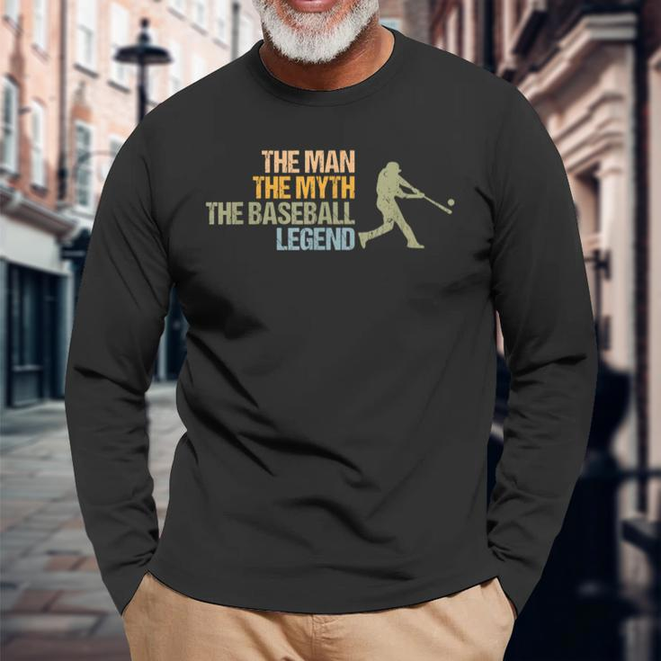 Vintage Man Myth Baseball Legend Sport Lover Retro Spieler Langarmshirts Geschenke für alte Männer