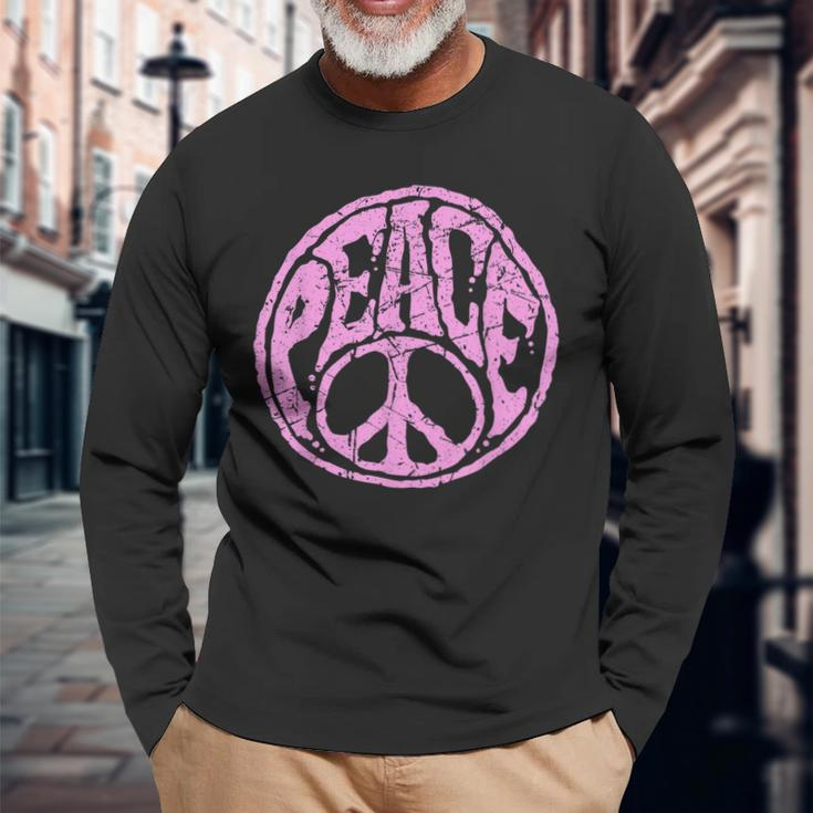 Vintage Pink Peace Sign 60S 70S Hippie Retro Peace Symbol Long Sleeve T-Shirt T-Shirt Gifts for Old Men