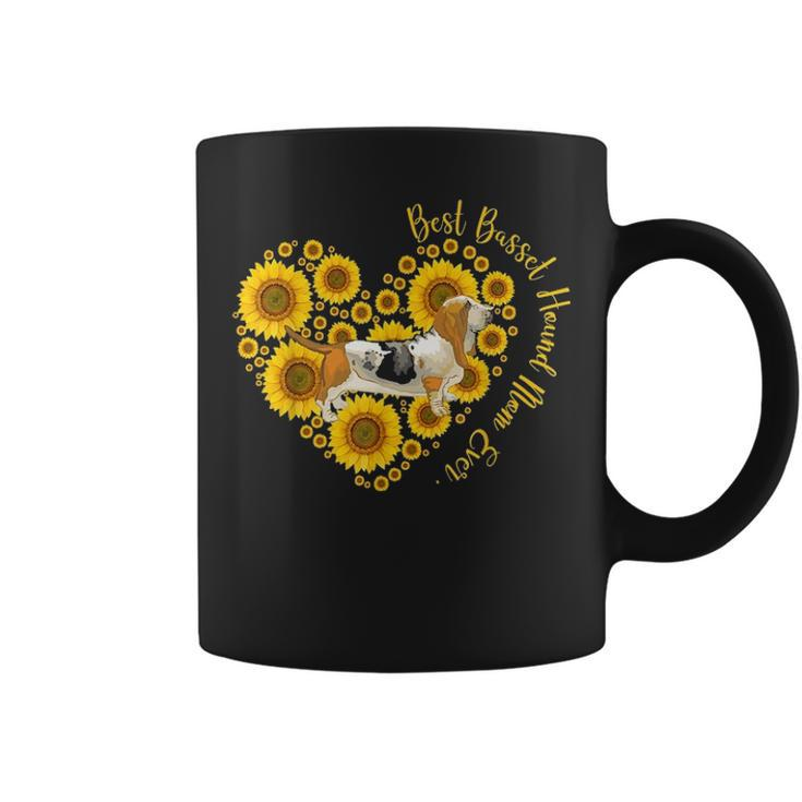 Best Basset Hound Mom Sunflower Heart Funny Mothers Day Coffee Mug