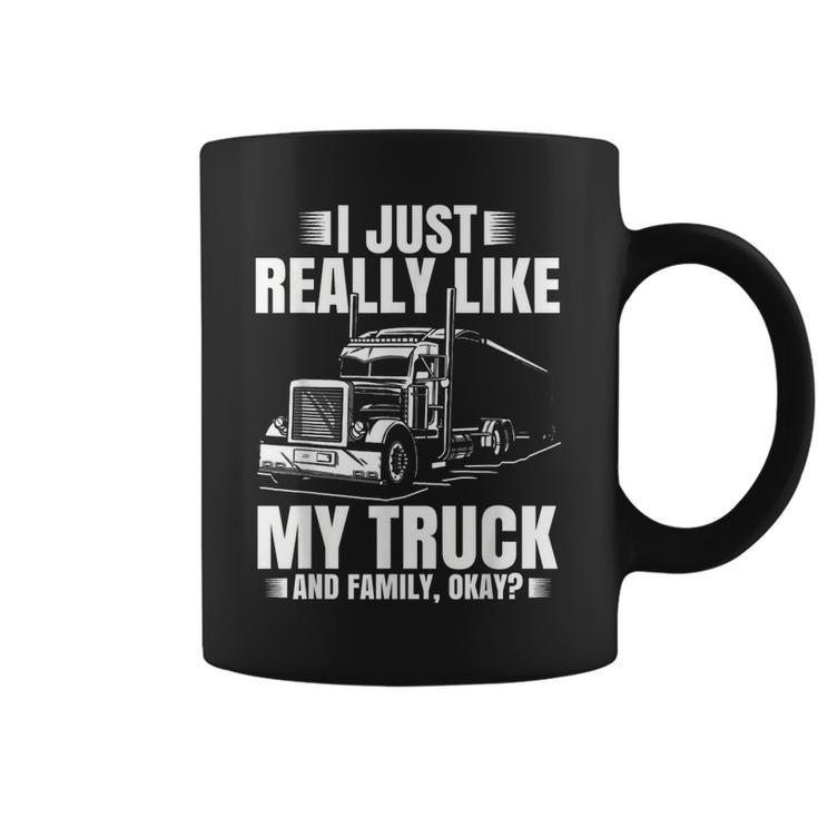 Truck Driver Design For Men Semi-Trailer Truckin Dad Big Rig  Coffee Mug