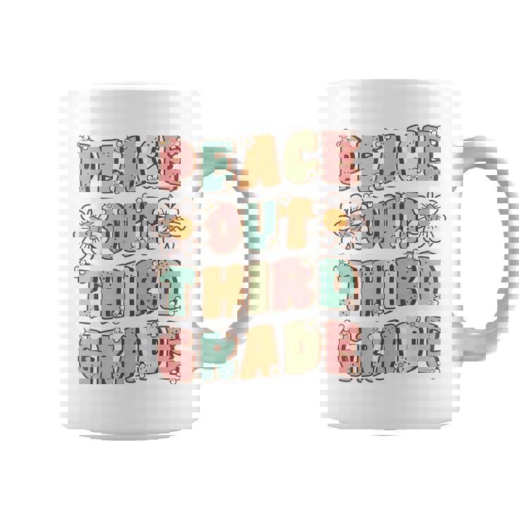 Peace Out Third Grade Cute Groovy Last Day Of 3Rd Grade Coffee Mug