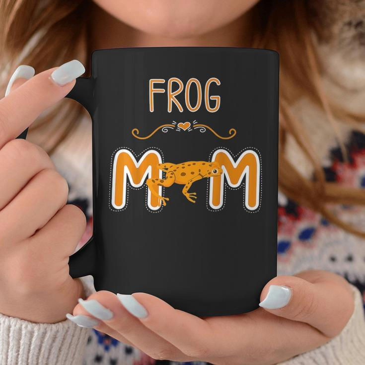 Frog Mom Outfit Costume Mommy Mothers Day Gift Toad Frog Coffee Mug Funny Gifts