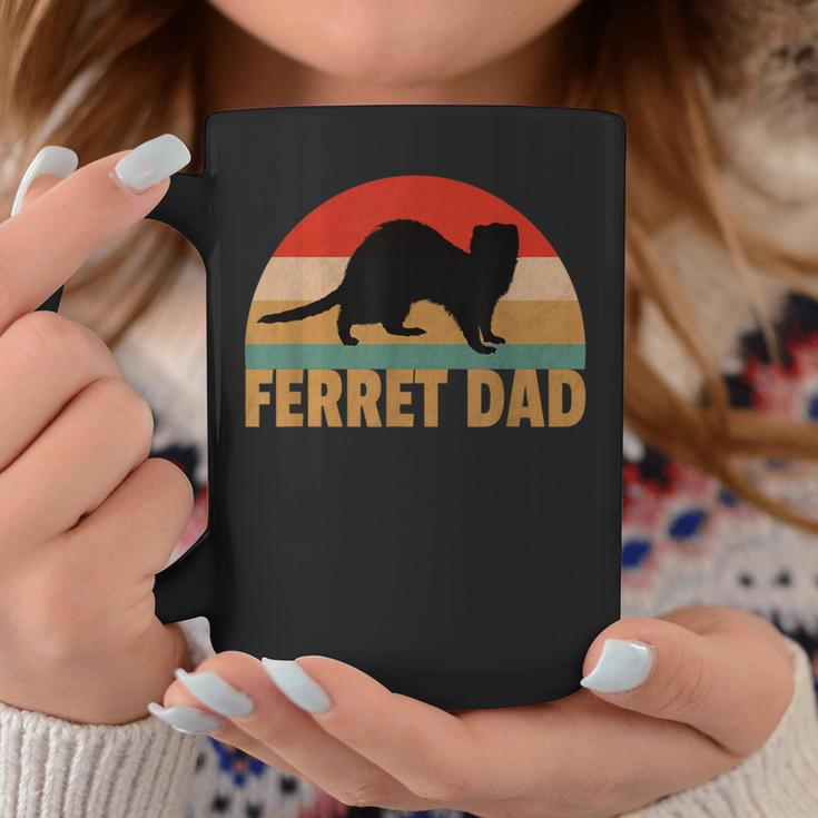 Funny Ferret Retro Pet Ferret Dad Vintage Gift Coffee Mug Funny Gifts