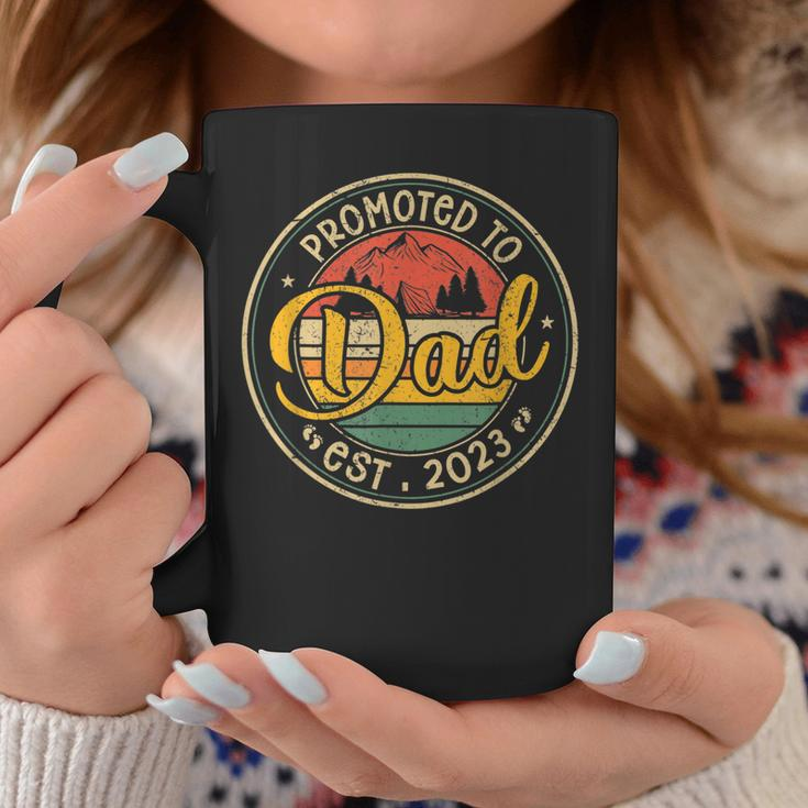 Promoted To Dad Est 2023 Retro New Dad First Dad Coffee Mug Funny Gifts