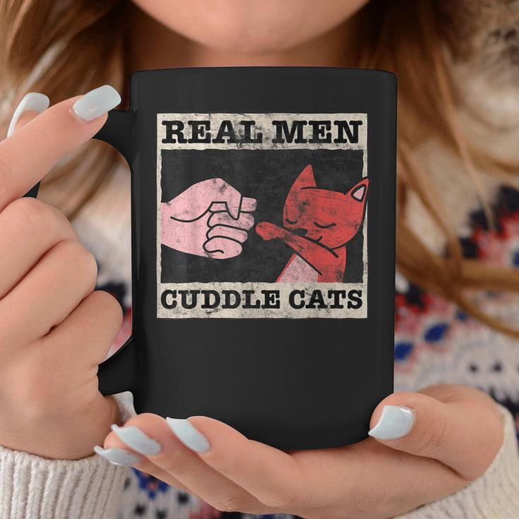Real Men Cuddle Cats Funny Cat Dad Pet Cats Lover Coffee Mug Unique Gifts