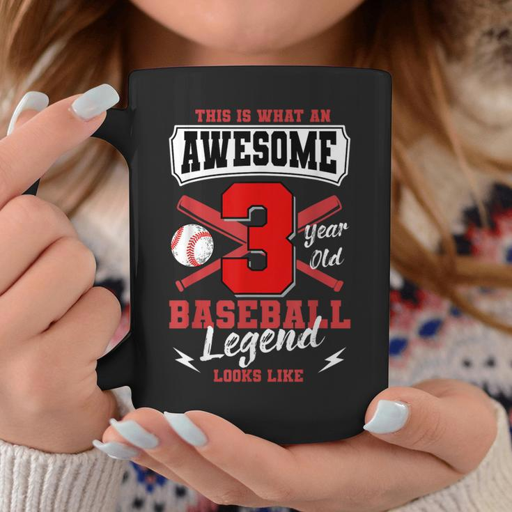 So Sieht Eine Fantastische 3-Jährige Baseball-Legende Aus Tassen Lustige Geschenke