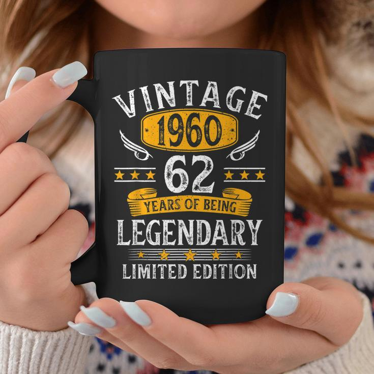Vintage 1960 62 Year Of Being Legendary Limitierte Auflage Tassen Lustige Geschenke