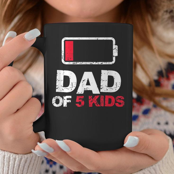 Vintage Dad Dad Of 5 Kids Battery Low Fathers Day Coffee Mug Funny Gifts