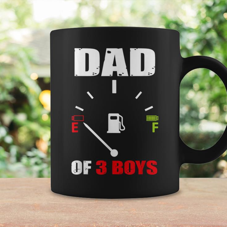 Dad Of 3 Boys Vintage Dad Battery Low Fathers Day Coffee Mug Gifts ideas