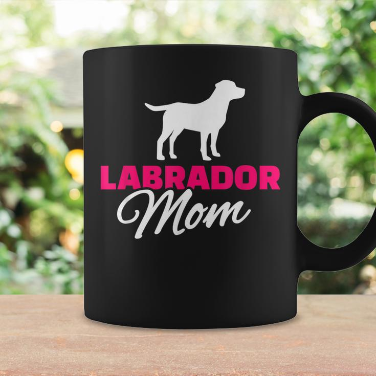Labrador Mom Tassen mit Hunde-Silhouette, Ideal für Hundefreundinnen Geschenkideen