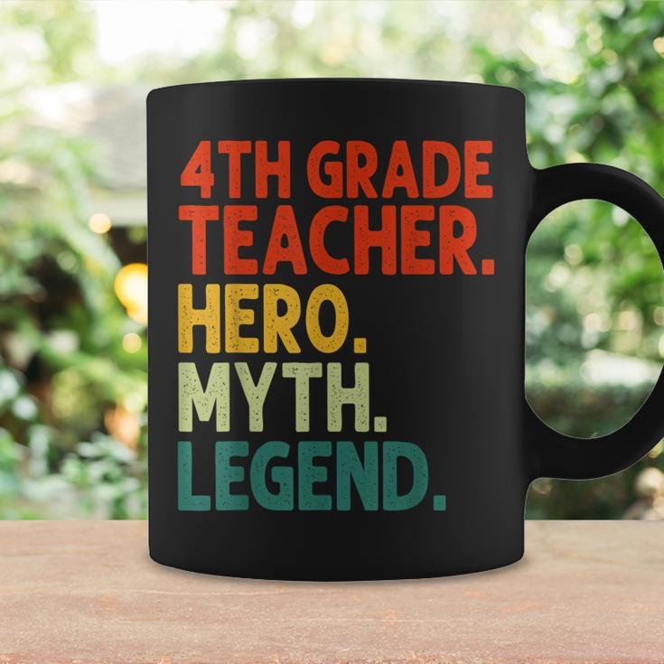 Lehrer Der 4 Klasse Held Mythos Legende Vintage-Lehrertag Tassen Geschenkideen