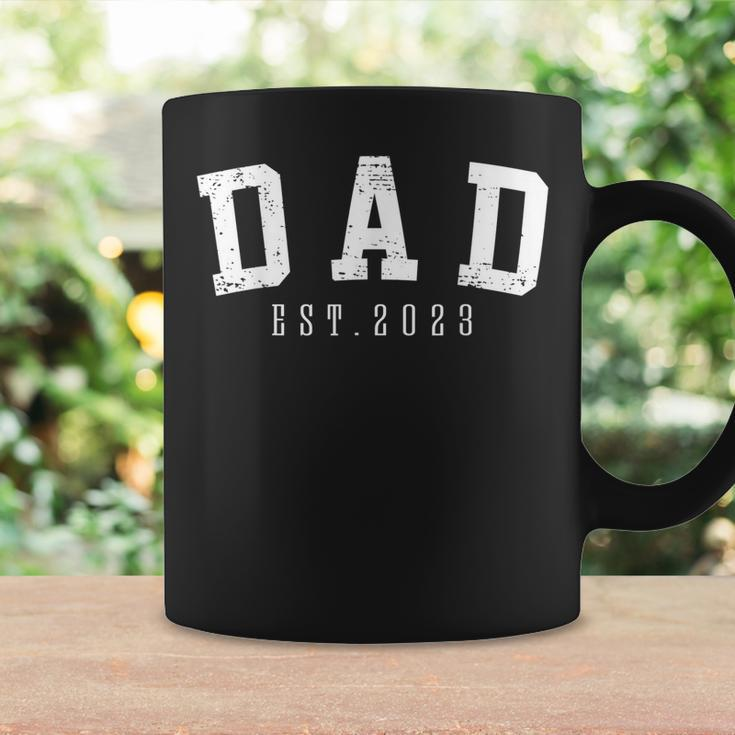 Mens Dad Est 2023 Dad To Be Gifts New Baby Daddy Fathers Day Coffee Mug Gifts ideas