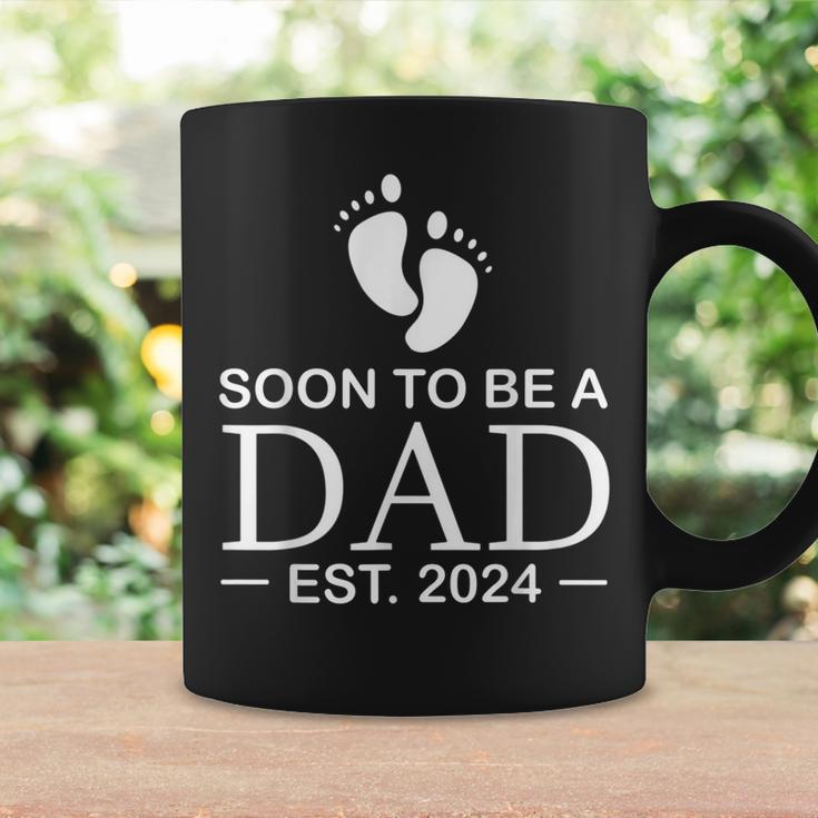 Mens Soon To Be Dad 2024 For Fathers Day 2023 Promoted To Daddy Coffee Mug Gifts ideas
