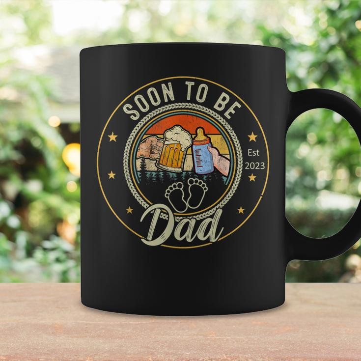 Mens Vintage Soon To Be Dad Est2023 Fathers Day New Dad Coffee Mug Gifts ideas