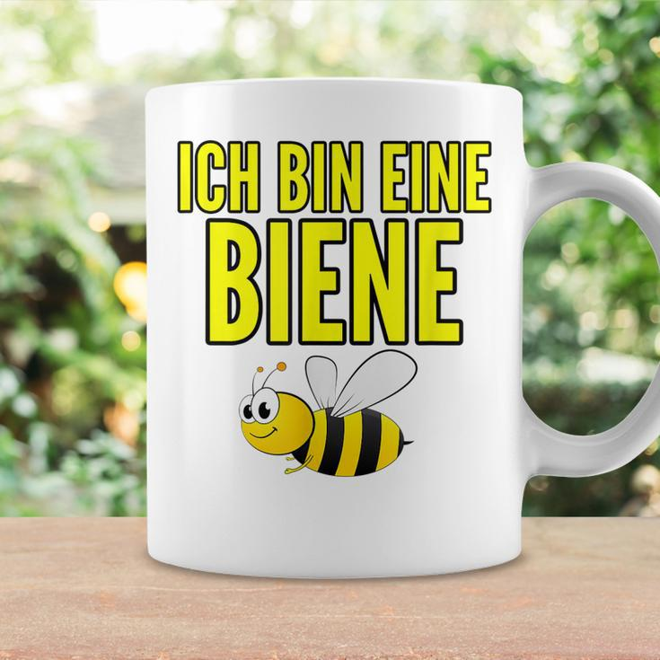 Lustiges Bienen-Motiv Tassen Ich bin eine Biene in Weiß für Imker Geschenkideen