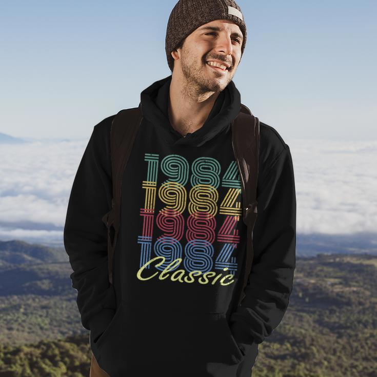 35Th Birthday Gift Vintage 1984 Born In 1984 Classic Hoodie Lifestyle