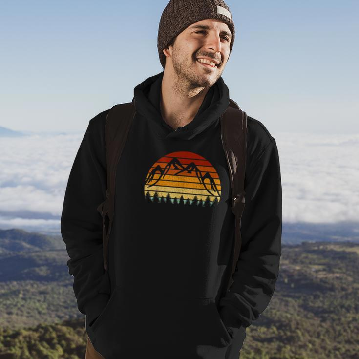 Wander Vintage Sun Mountains For Mountaineers And Hikers V2 Hoodie Lebensstil