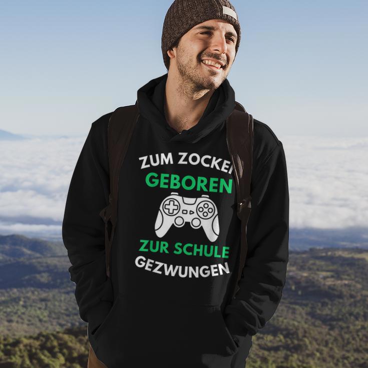 Zum Zocken Geboren Zur Schule Gezwungen Konsole Gaming V2 Hoodie Lebensstil