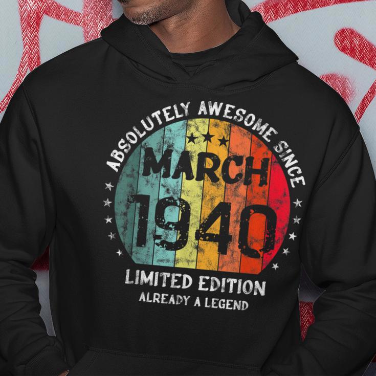 Fantastisch Seit März 1940 Männer Frauen Geburtstag Hoodie Lustige Geschenke