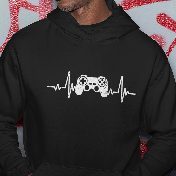 Gamer Heartbeat Video Game Controller Gaming Vintage Retro Hoodie Unique Gifts