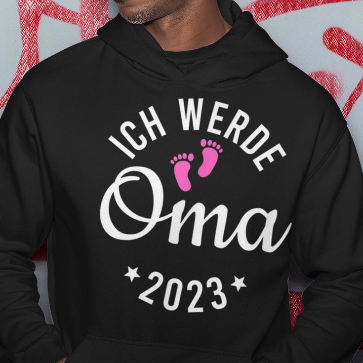 Ich Werde Oma 2023 Hoodie, Lustiges Oberteil mit Fußabdrücken Lustige Geschenke