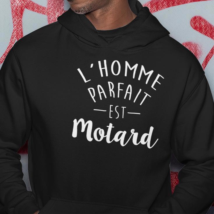 Lhomme Parfait Est Motard Hoodie Lustige Geschenke