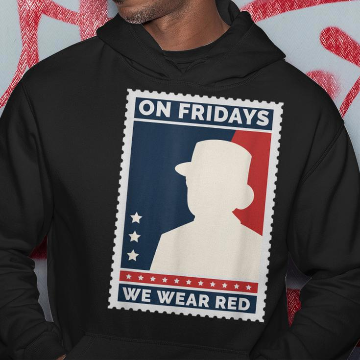 Red Friday Female Soldier Salute Minimalistic ArmyVeteran Men Hoodie Graphic Print Hooded Sweatshirt Funny Gifts