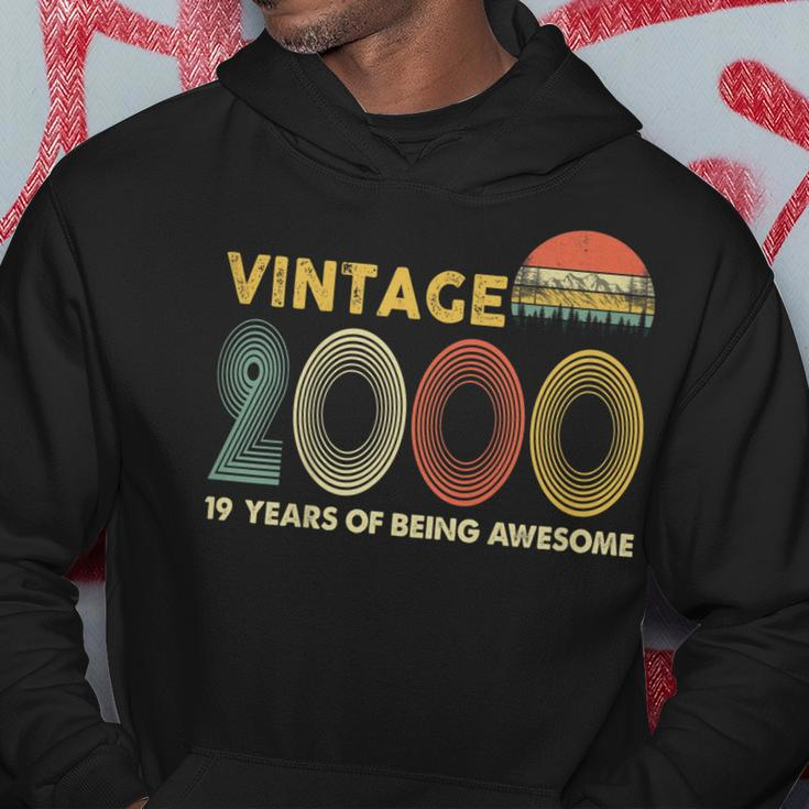 Retro Vintage 2000 19Th Birthday Gifts 19 Years Old Hoodie Unique Gifts