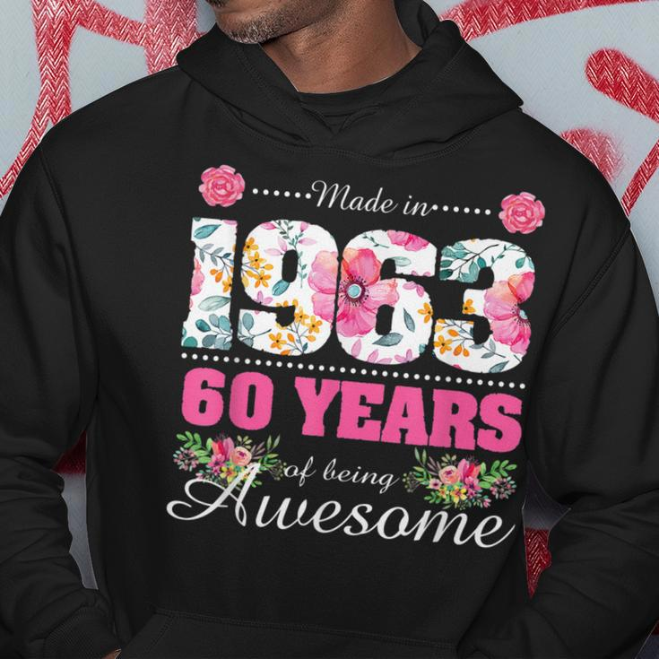 Womens Made In 1963 Floral 60Th Birthday Gifts 60 Year Old Hoodie Unique Gifts