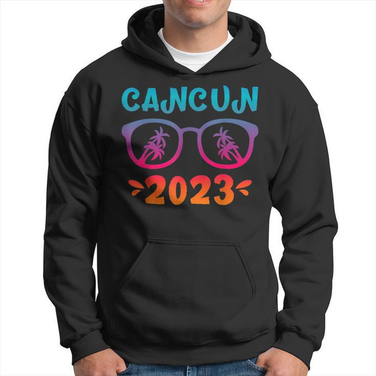Cancun 2023 Vacation Vintage Matching Cool Glasses Souvenir  Hoodie