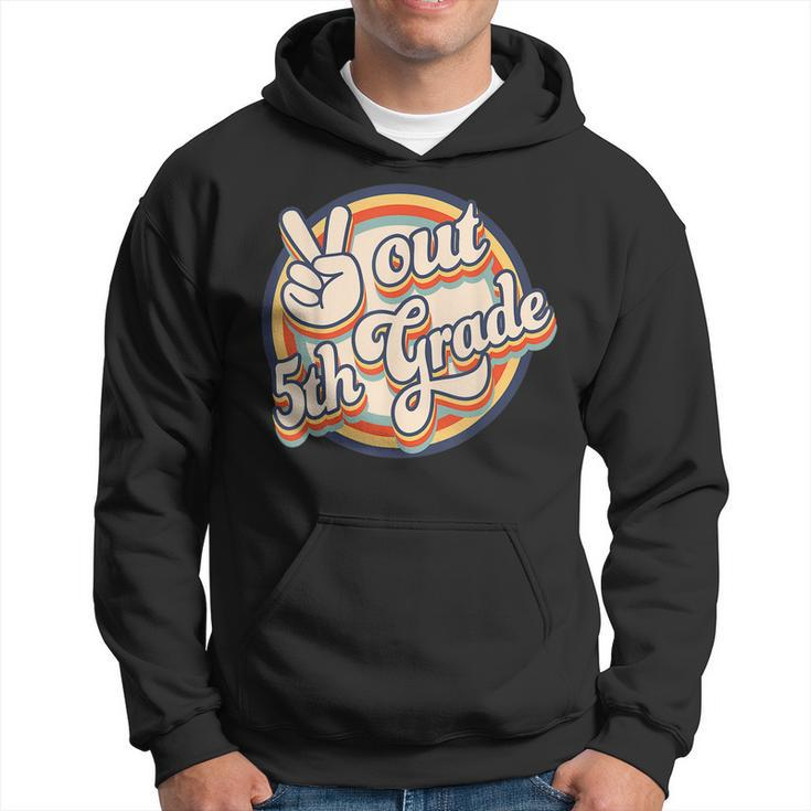 Peace Out 5Th Grade Retro Vintage Graduation Class Of 2023 Hoodie