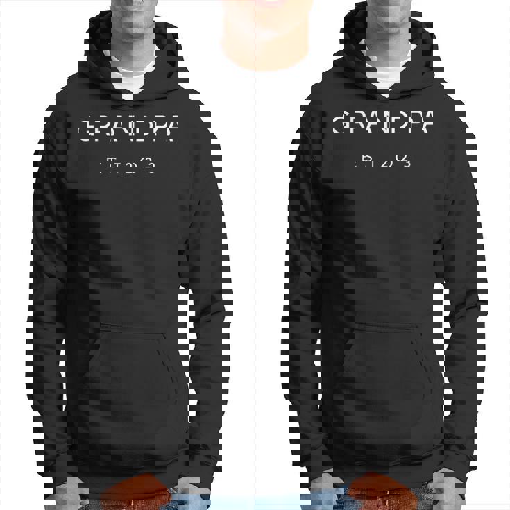 Promoted To Grandpa Est 2023 Gift New Grandpa Fathers Day Hoodie