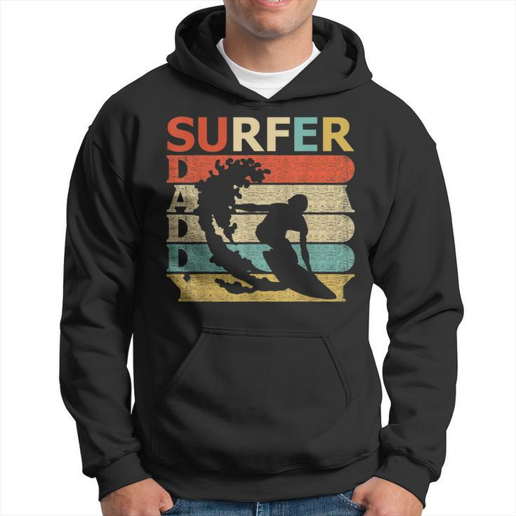 Retro Vintage Daddy Surfer  Funny Surfing Dad Gift Hoodie
