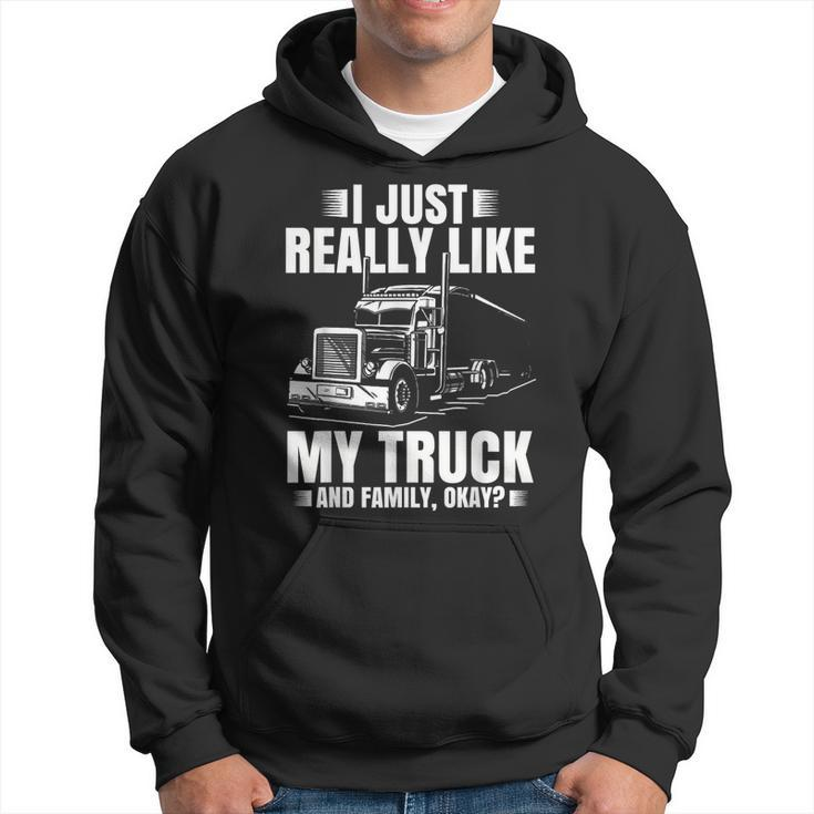 Truck Driver Design For Men Semi-Trailer Truckin Dad Big Rig  Hoodie