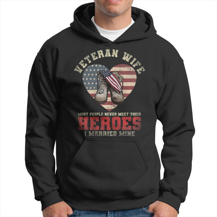 Womens Ki Proud Veteran Wife Gift Us Flag Sunflower Veteran Boots Men Hoodie Graphic Print Hooded Sweatshirt