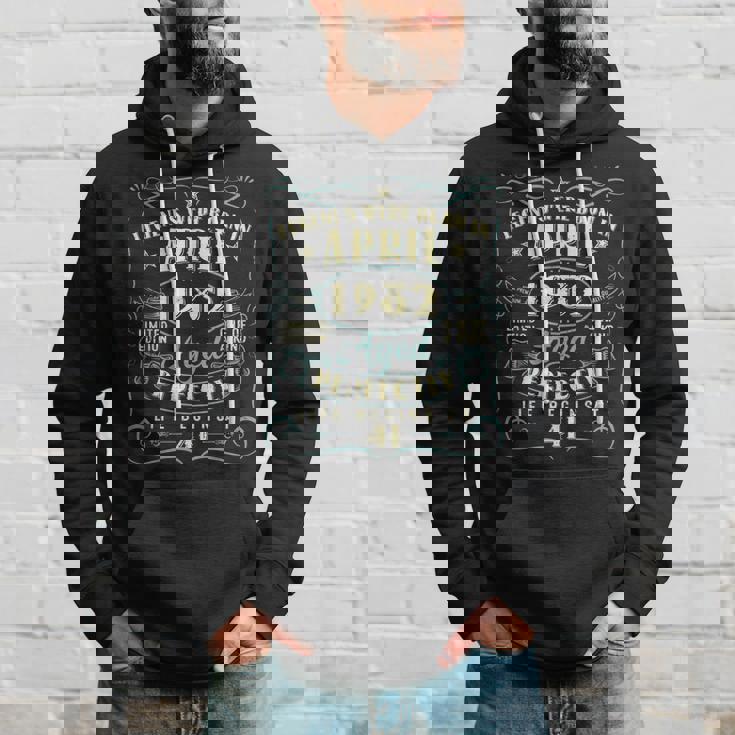 41 Years Old 41Th Birthday Gift Legends Born In April 1982 Hoodie Gifts for Him
