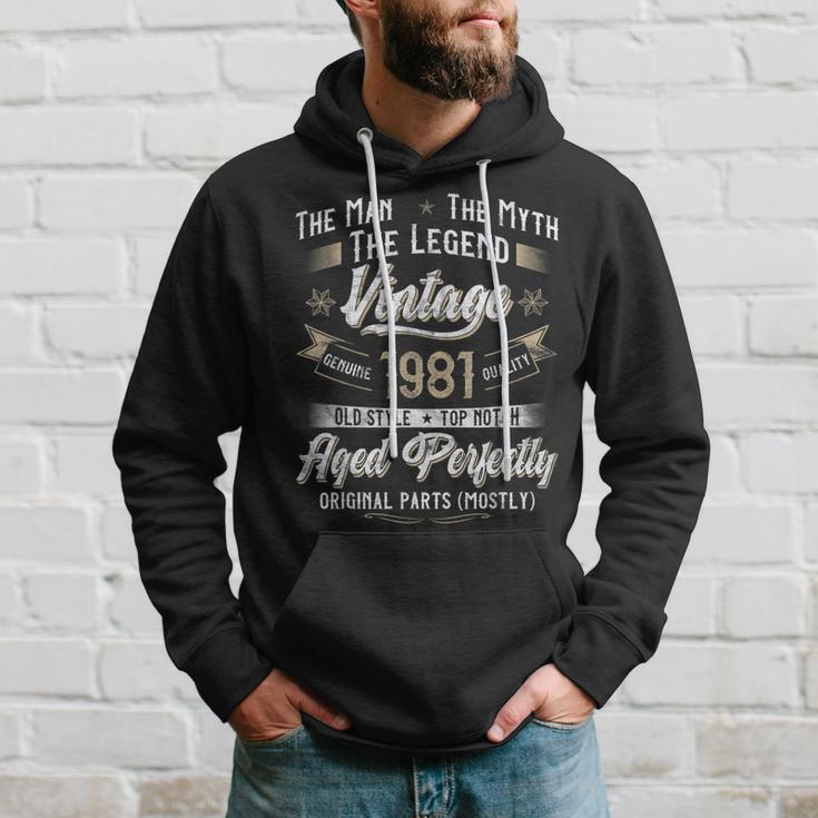 42. Geburtstag Herren Hoodie Vintage 1981 Mann Mythos Legende Geschenke für Ihn