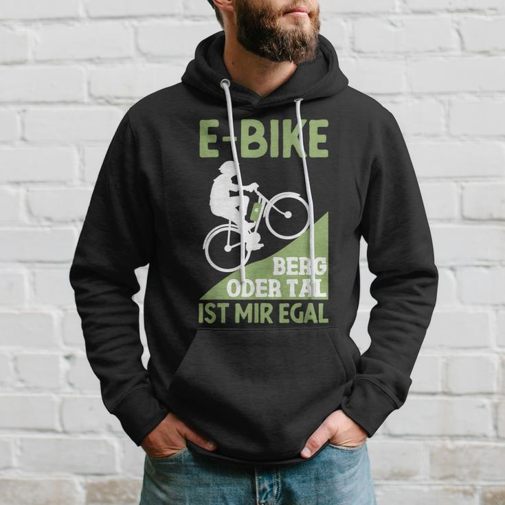 E-Bike Berg Oder Tal Ist Mir Egal Fahrradfahrer Radfahrer Hoodie Geschenke für Ihn