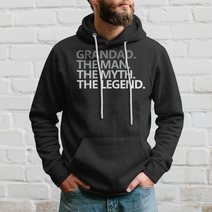 Herren Opa The Man The Myth The Legend Vatertag V4 Hoodie Geschenke für Ihn