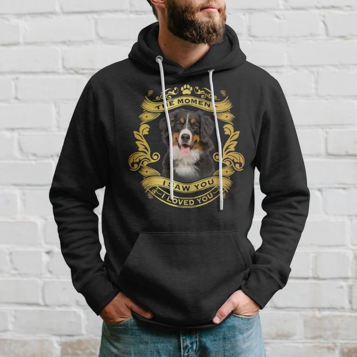 Hunde-Motiv Schwarz Hoodie mit Liebevoller Botschaft, Tierfreund Design Geschenke für Ihn