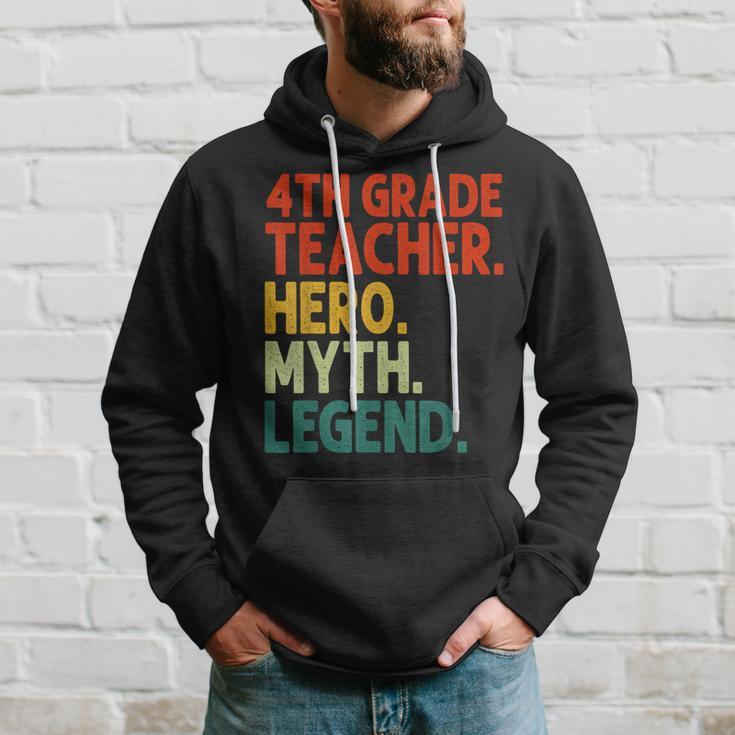 Lehrer Der 4 Klasse Held Mythos Legende Vintage-Lehrertag Hoodie Geschenke für Ihn